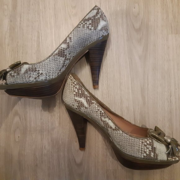 Brand New Snake Skin Heels - Picture 2 of 4